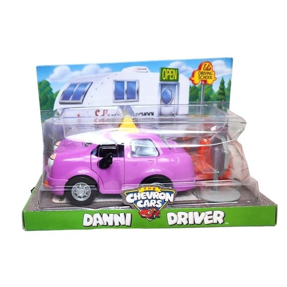 Vintage 1998 Chevron Cars Danni Driver - Toy Car with Moving Eyes & Traffic Cone - Picture 1 of 14